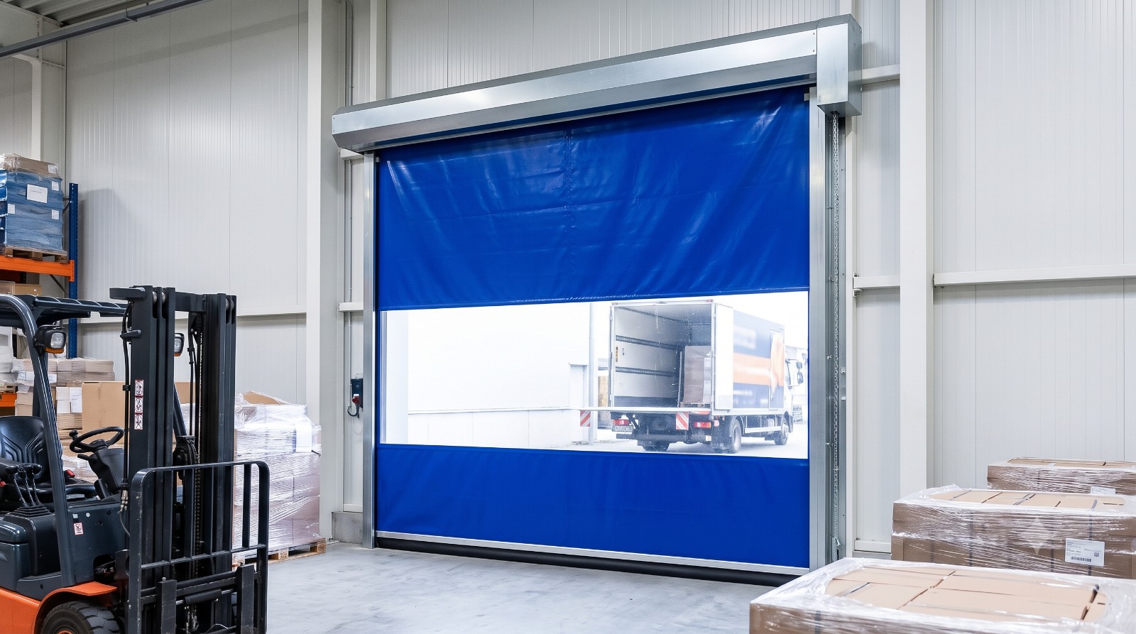 What Is the Best Industrial Roll Up Door? A Buyer’s Guide to Types, Materials & Features
